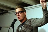 Greg-behrendt_s165x110