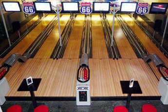 La Quille - Bar | Bowling Alley | Pool Hall in Paris.