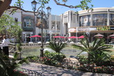 The-grove-farmers-market_s165x110