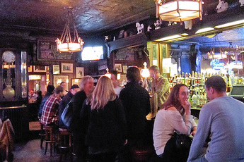 White Horse Tavern - Café | Historic Bar | Restaurant in New York.