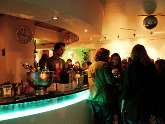 Dolce Vita - Art Gallery | Bar | Wine Bar in Florence.