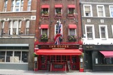 The Globe - Pub in London.