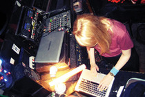 Granatenclub-at-substanz_s210x140