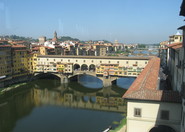 Ponte Vecchio - Landmark | Outdoor Activity | Shopping Area in Florence.