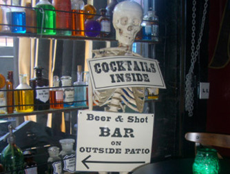 Villains Tavern - Bar | Live Music Venue | Tavern in Los Angeles.