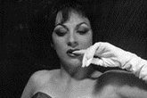 Connie-champagne_s165x110