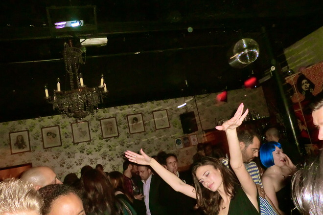 Photo of 333 Motherbar