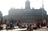 Dam-square_s159