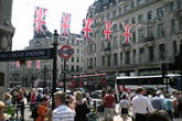 Oxford-street-and-regent-street_s165x110
