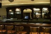 Gibsons-bar-and-steakhouse_s165x110