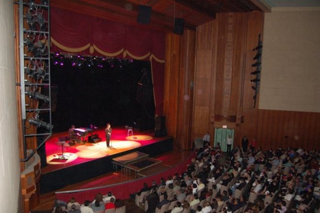 Photo of Lynn Memorial Auditorium (Lynn, MA) 