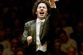 Dudamel_s165x110
