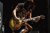 Slash_s165x110