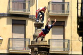 Fountain-jumping_s165x110