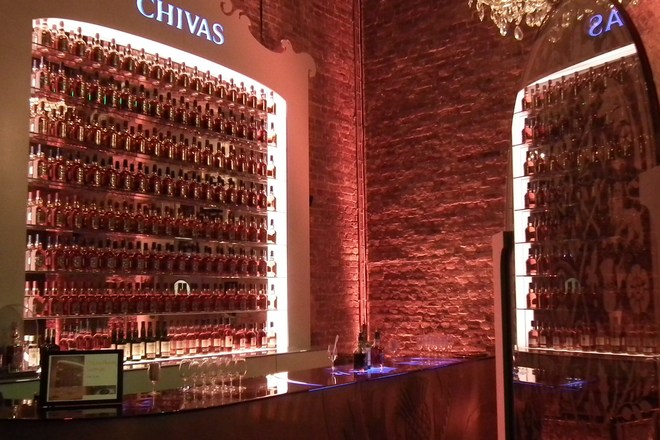 Drinking is an Artistic Experience (PHOTOS) - 12 of 13