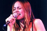 Fiona-apple_s165x110
