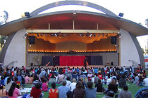 Macarthur-park-summer-concert-season_s210x140