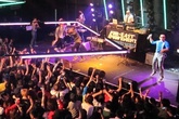 Far-east-movement_s165x110