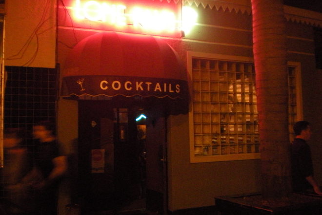 Photo of Lone Palm