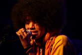 Nneka_s165x110