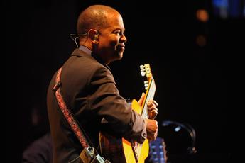 Earl Klugh