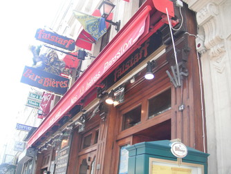 Le Falstaff - Bar in Paris.