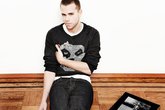 M83_s165x110