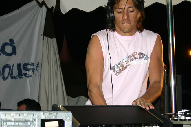 Photo of Bob Sinclar
