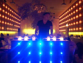 De Kroon - Bar | Club | Restaurant in Amsterdam.