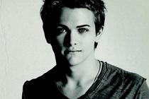 Hunter-hayes_s210x140