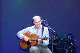 James-taylor_s165x110
