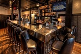 Trinas-starlite-lounge_s165x110