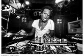 Benga_s165x110