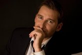 Paul-byrom_s165x110