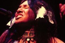 Buffy-sainte-marie_s210x140