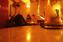 Q Bar - Bar | Restaurant in Barcelona.