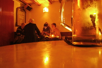 Q Bar - Bar | Restaurant in Barcelona.