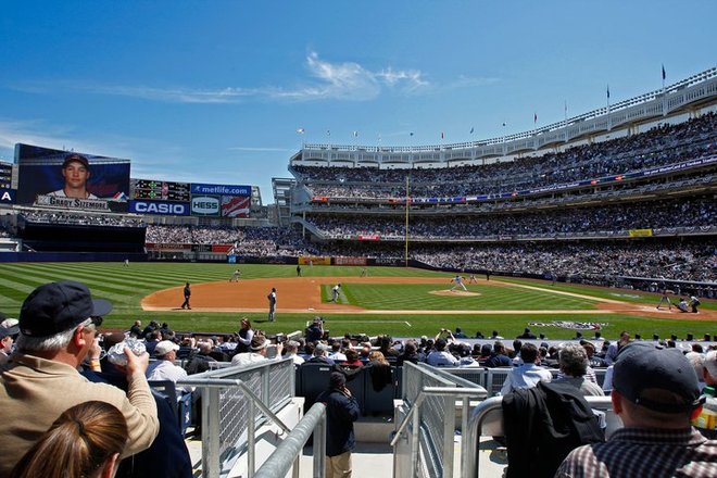 Photo of Cincinnati Reds vs. New York Yankees