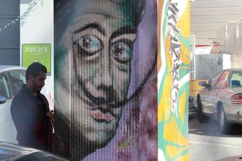 Mission and Valencia Street Corridor - Nightlife Area | Shopping Area in San Francisco.