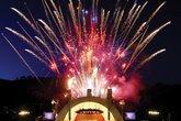 Hollywood-bowl_s165x110