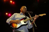 Robert-cray_s159