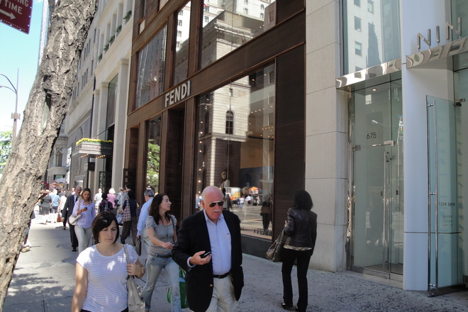 Photo of Fifth Avenue