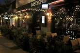 The 3rd Stop - Bar | Gastropub | Restaurant in Los Angeles.