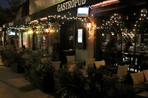 The 3rd Stop - Bar | Gastropub | Restaurant in Los Angeles.