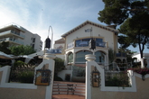 Villa-mercedes_s165x110