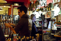 Cantada II - Bar in Paris.