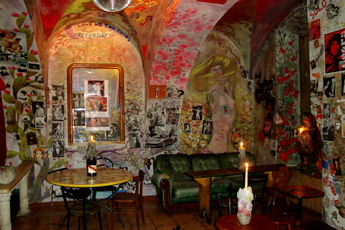 Jonathan's Angels - Bar in Rome.