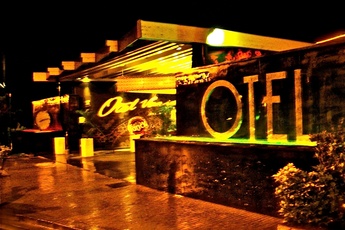 Otel - Club | Live Music Venue | Restaurant | Theater in Florence.