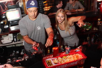 Filling up at Q's Sports Bar in Los Angeles!