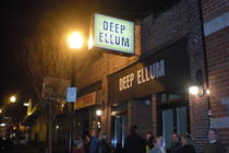 Deep Ellum - Bar | Restaurant in Boston.